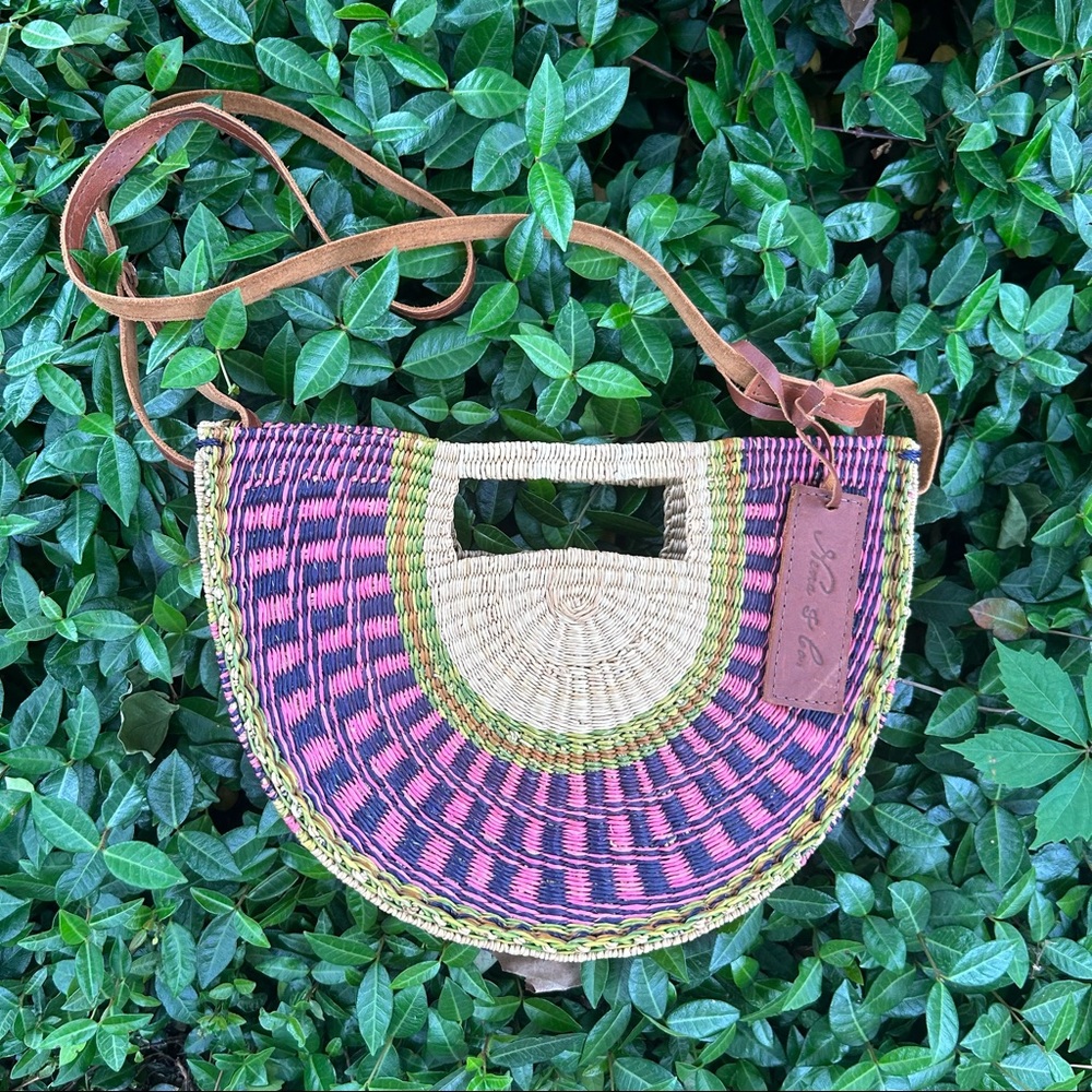 NENA & CO. Straw/Rattan Purse Rare Find!!Hand Made in Ghana signed by the Artist